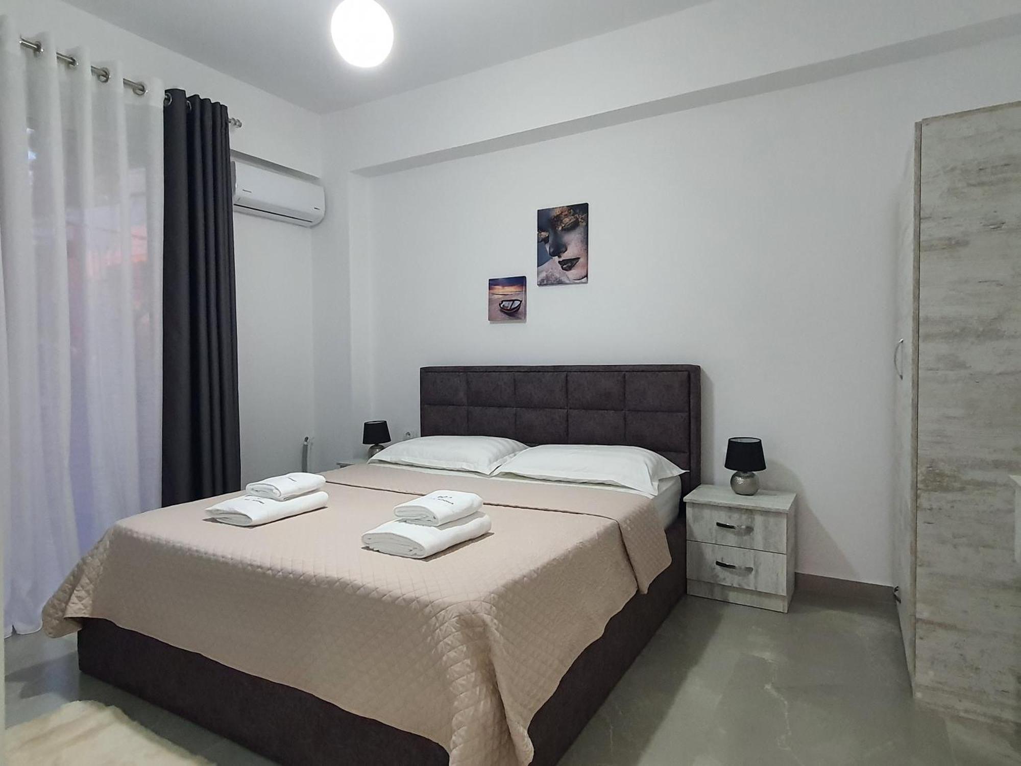 Flore Rooms Sarande Luaran gambar