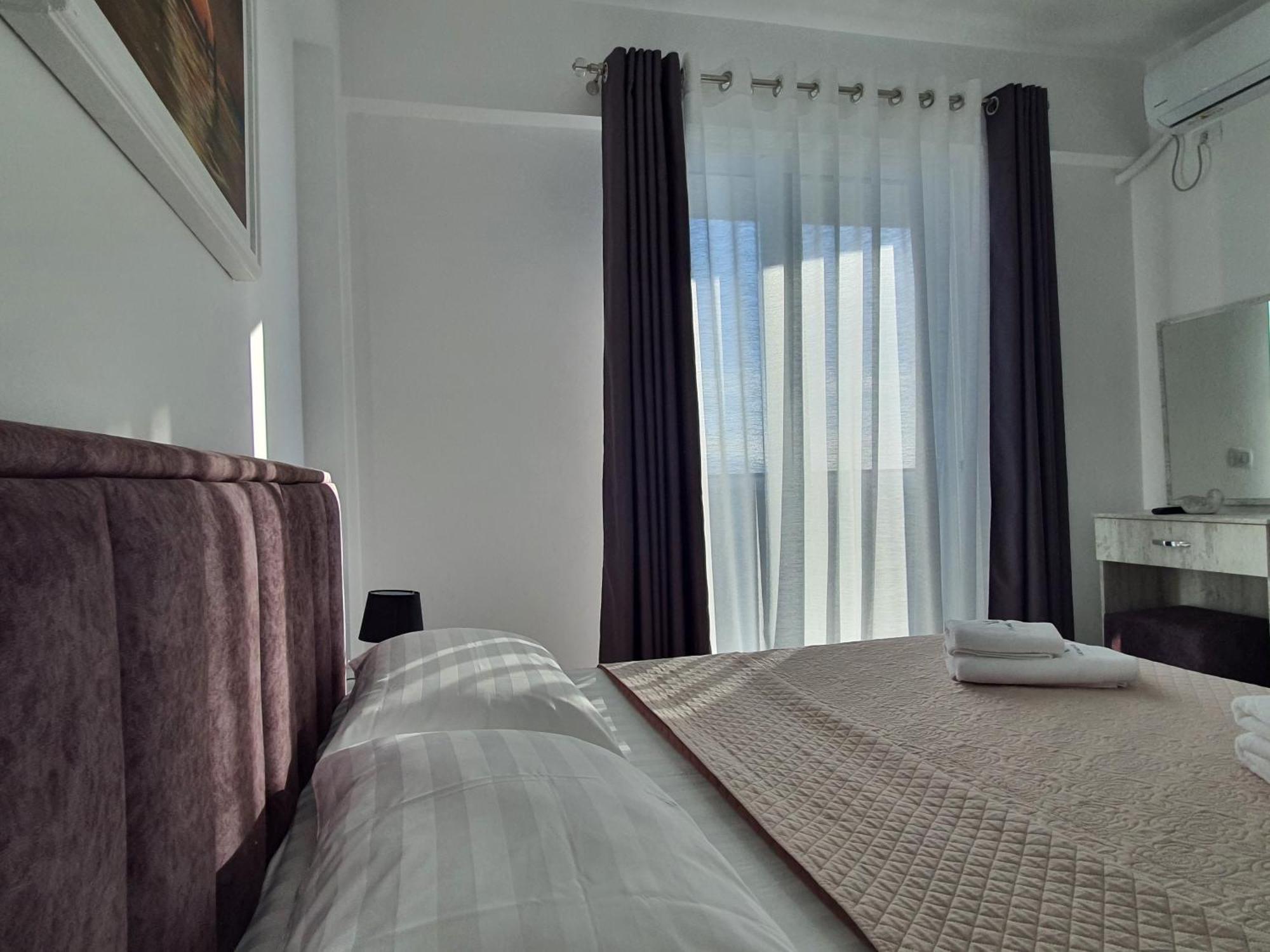 Flore Rooms Sarande Luaran gambar