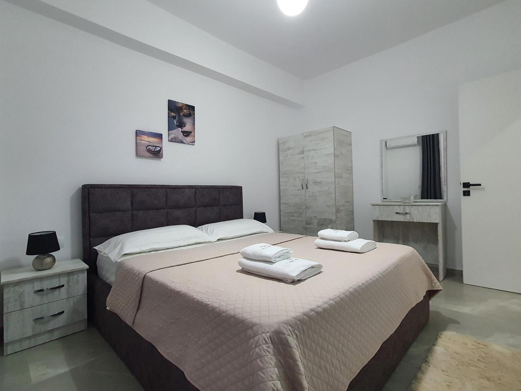 Flore Rooms Sarande Luaran gambar