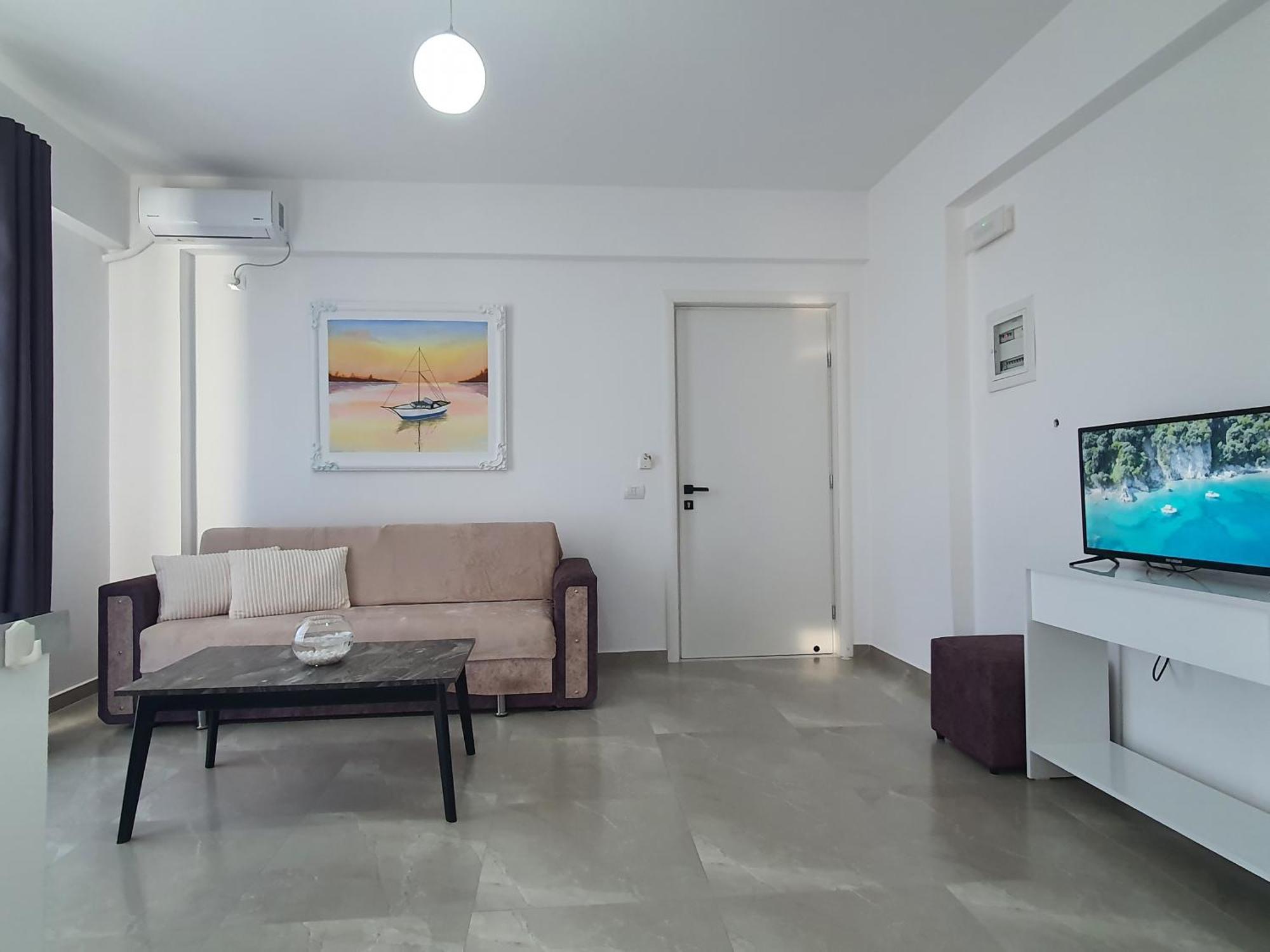 Flore Rooms Sarande Luaran gambar