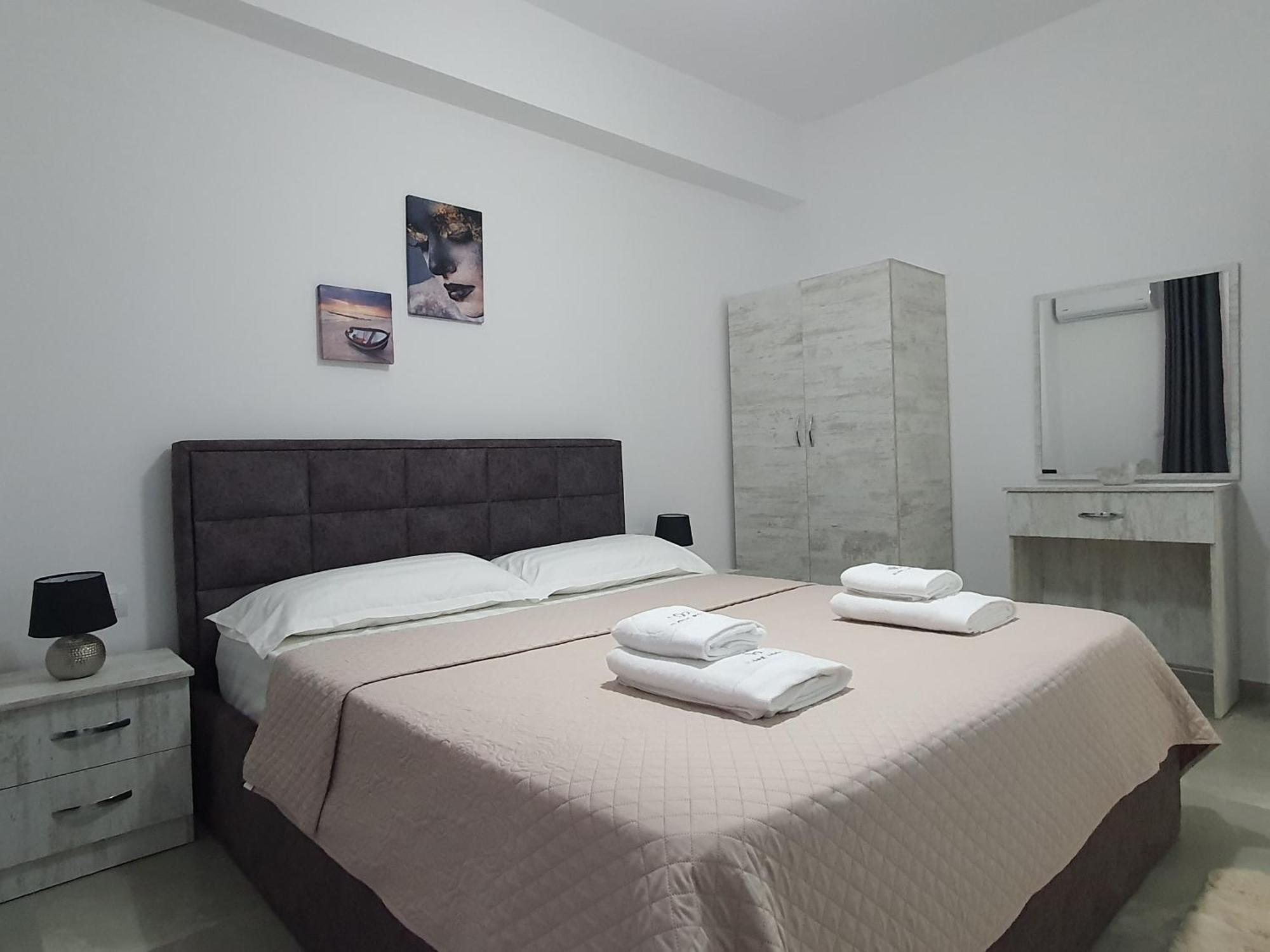 Flore Rooms Sarande Bilik gambar